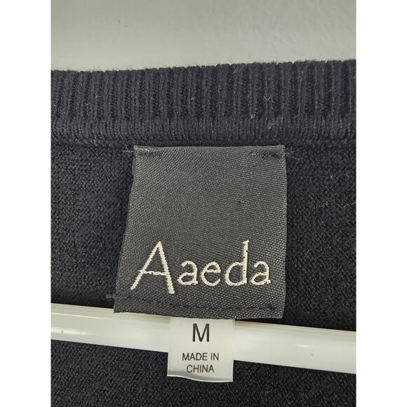 Aaeda Art To Wear Fuzzy Flower Embroidered Sweater M Womens Black Artsy Soft - Picture 5 of 7